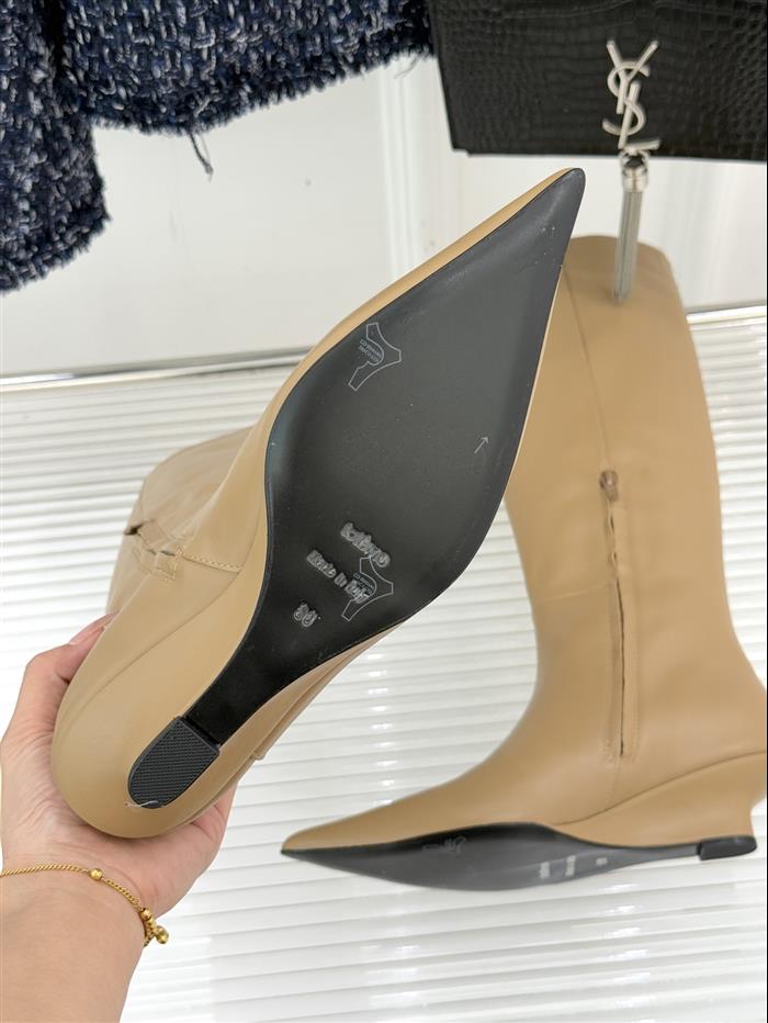 2025112817431622 470